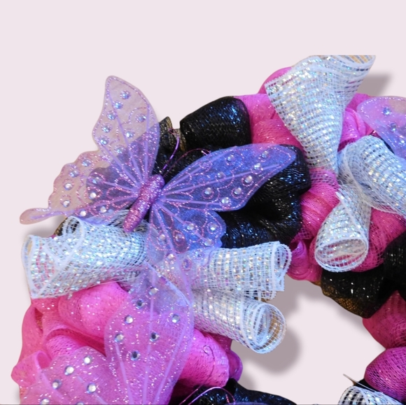 GOTH BUTTERFLY DECO MESH WREATH Handmade - Picture 5 of 6